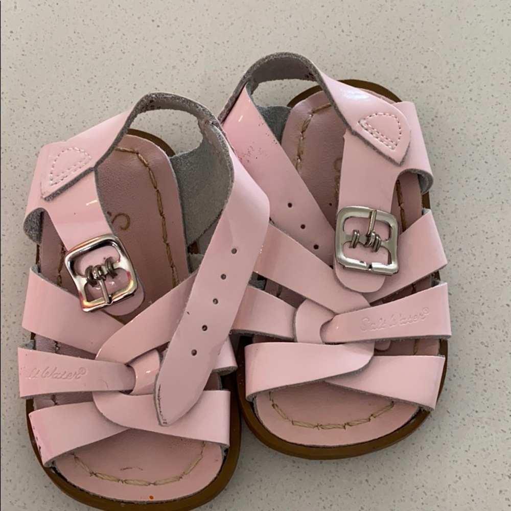 EUC pink Saltwater sandals baby size 3